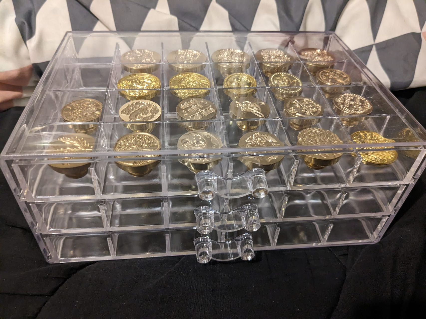 Clear Jewelry/Stamps Storage Box 120 grids